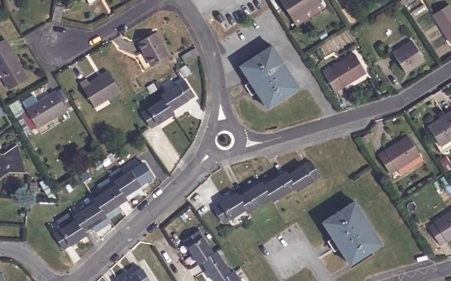 Vue aérienne du Rond-point anonyme n°531100326