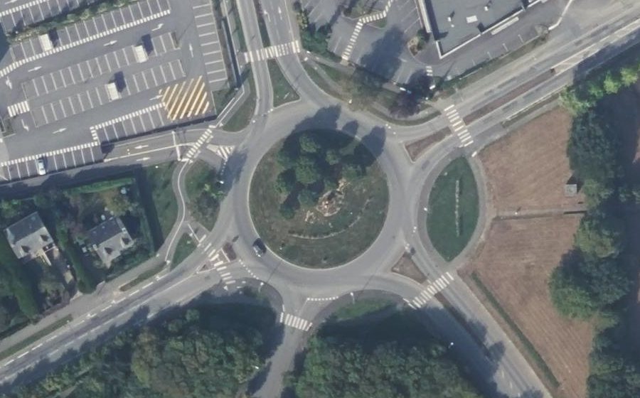 Vue aérienne du Rond-point anonyme n°5355086