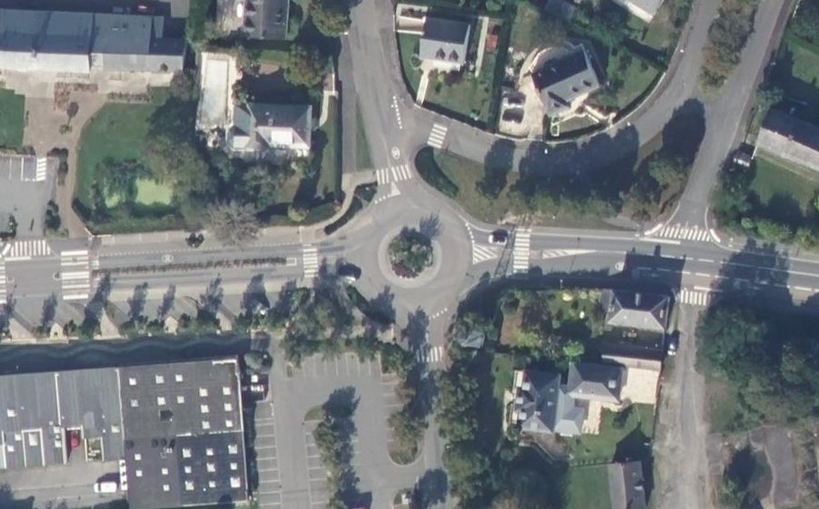 Vue aérienne du Rond-point anonyme n°5355104