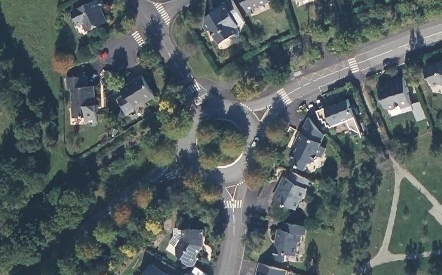 Vue aérienne du Rond-point anonyme n°5362992