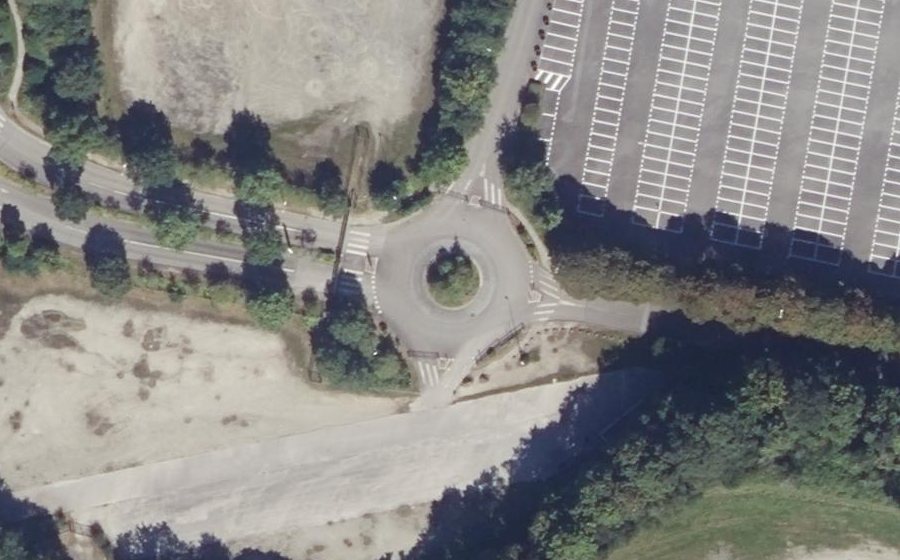 Vue aérienne du Rond-point anonyme n°5370131