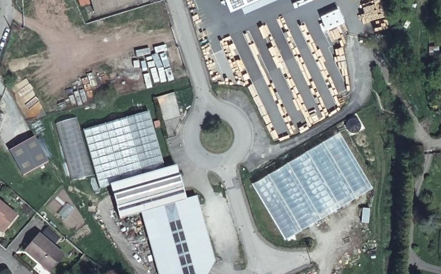 Vue aérienne du Rond-point anonyme n°537225107