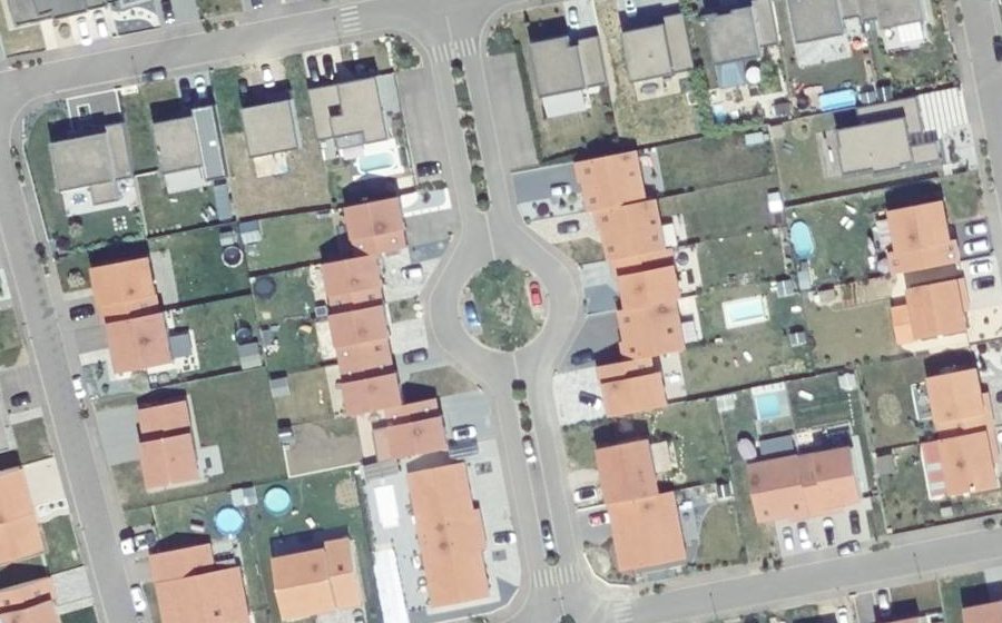 Vue aérienne du Rond-point anonyme n°538585197