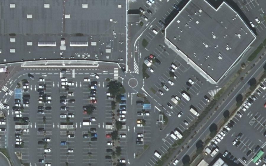 Vue aérienne du Rond-point anonyme n°538745675