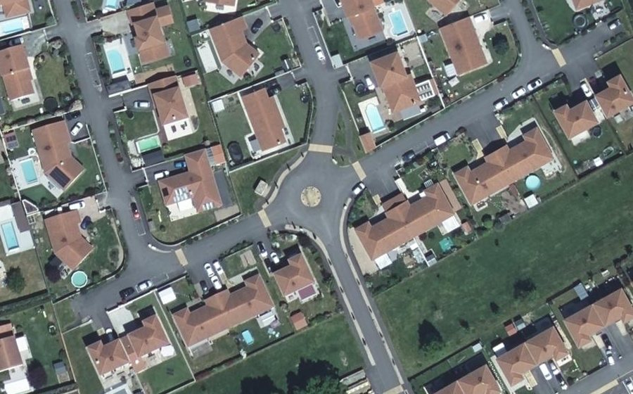 Vue aérienne du Rond-point anonyme n°538823800