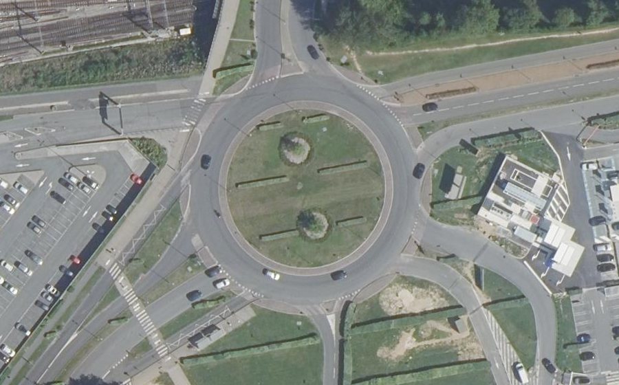 Vue aérienne du Rond-point des Cités Unies