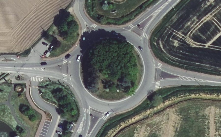 Vue aérienne du Rond-Point Pavé Stratégique