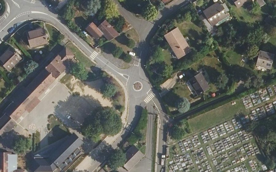 Vue aérienne du Rond-point anonyme n°542605823