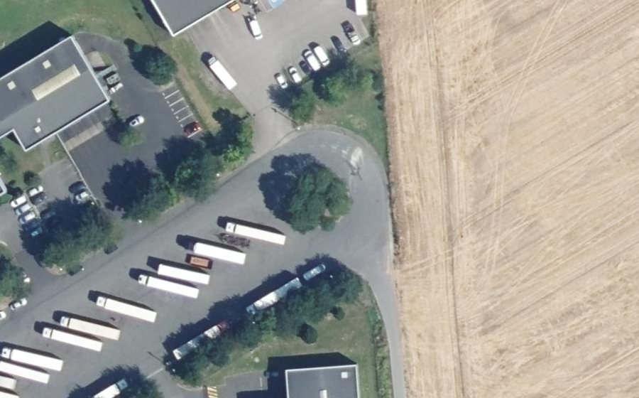 Vue aérienne du Rond-point anonyme n°546986961
