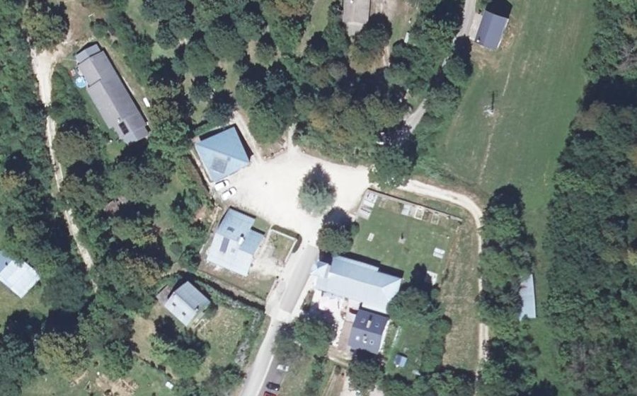 Vue aérienne du Rond-point anonyme n°549908469