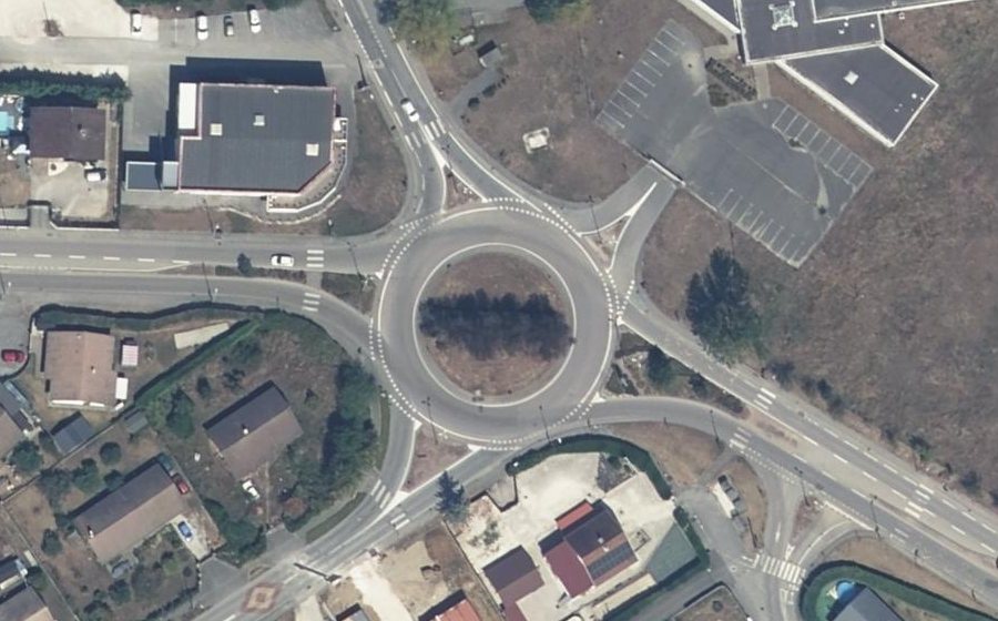 Vue aérienne du Rond-Point des Pérouses