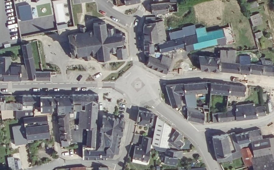 Vue aérienne du Place de l'Église