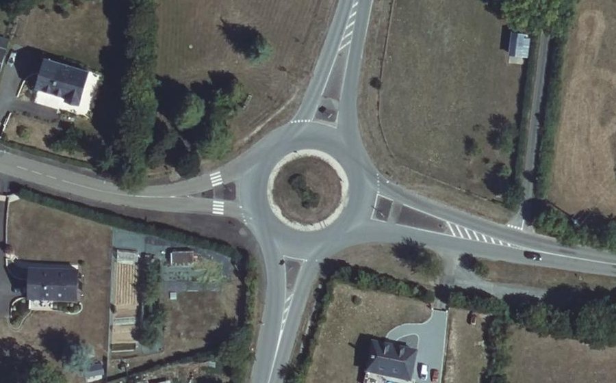 Vue aérienne du Rond-Point Route d'Averton