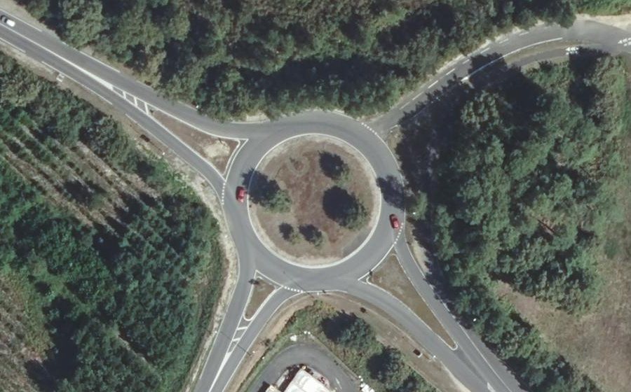 Vue aérienne du Rond-point anonyme n°570079963