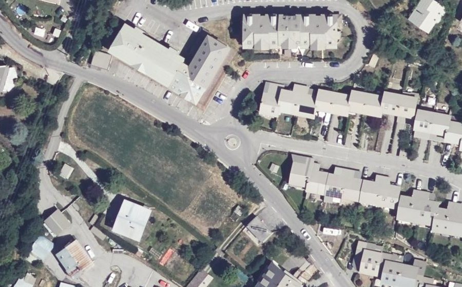 Vue aérienne du Rond-point anonyme n°570735767