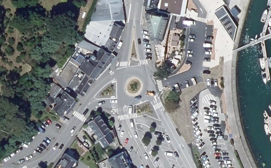 Vue aérienne du Rond-point anonyme n°5729178