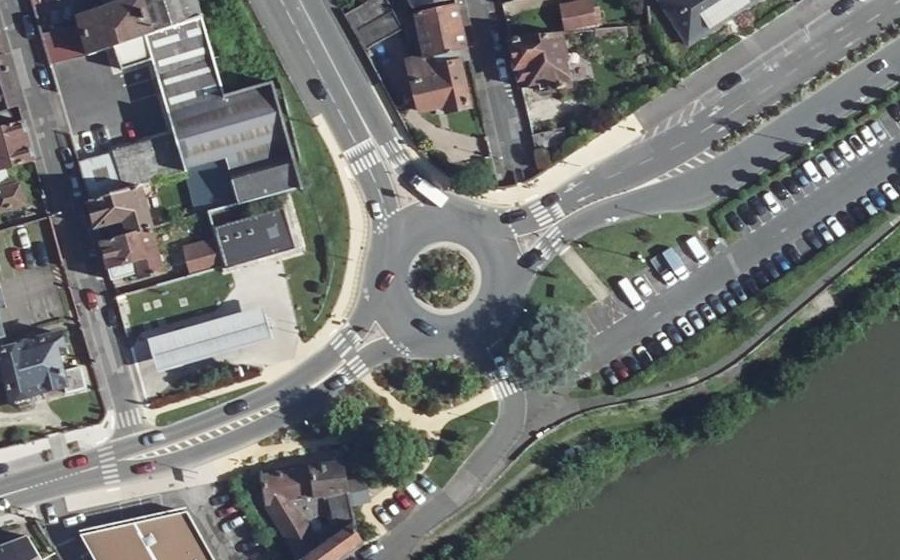 Vue aérienne du Carrefour Claude Juchat