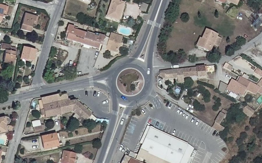 Vue aérienne du Rond-Point de la Croix