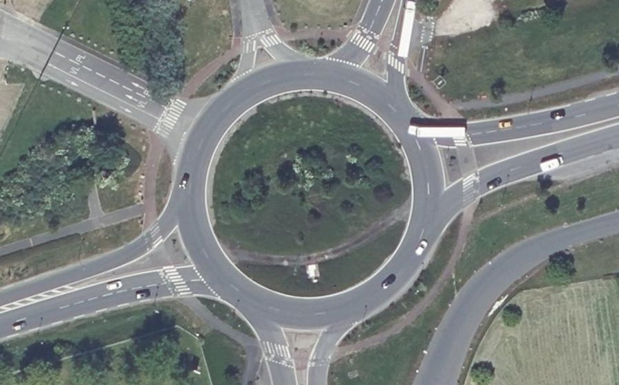 Vue aérienne du Rond-point anonyme n°5885089