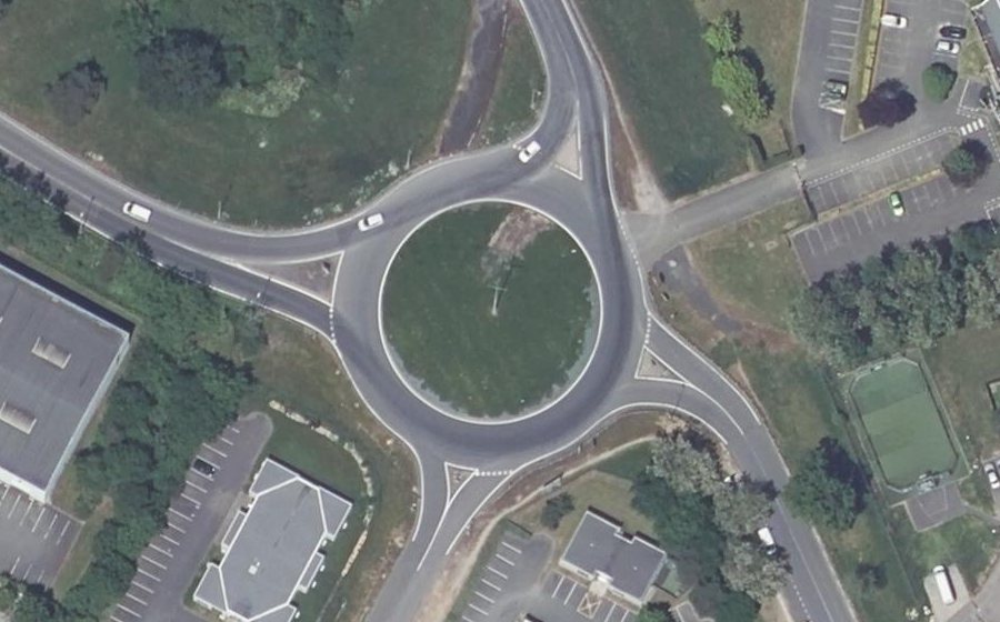 Vue aérienne du Rond-point anonyme n°5885729