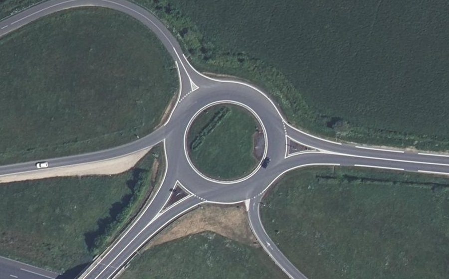Vue aérienne du Rond-point anonyme n°590717103