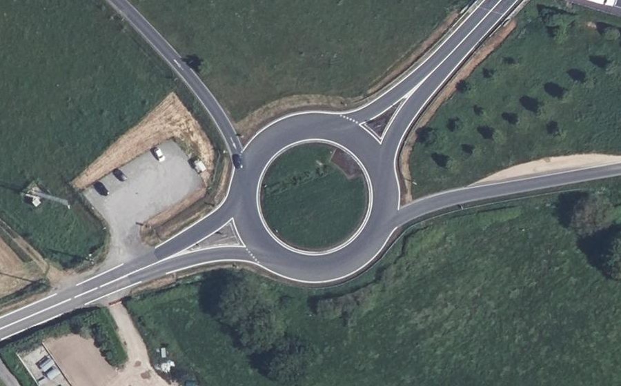 Vue aérienne du Rond-point anonyme n°590717107