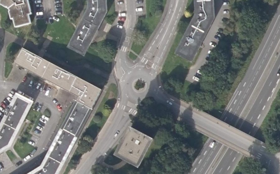 Vue aérienne du Rond-point anonyme n°590840000