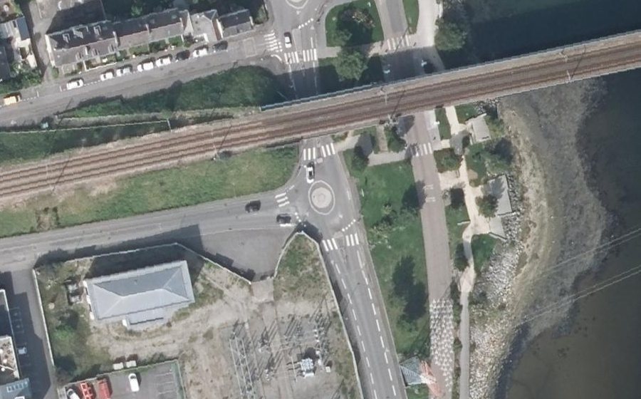 Vue aérienne du Rond-point anonyme n°590840032