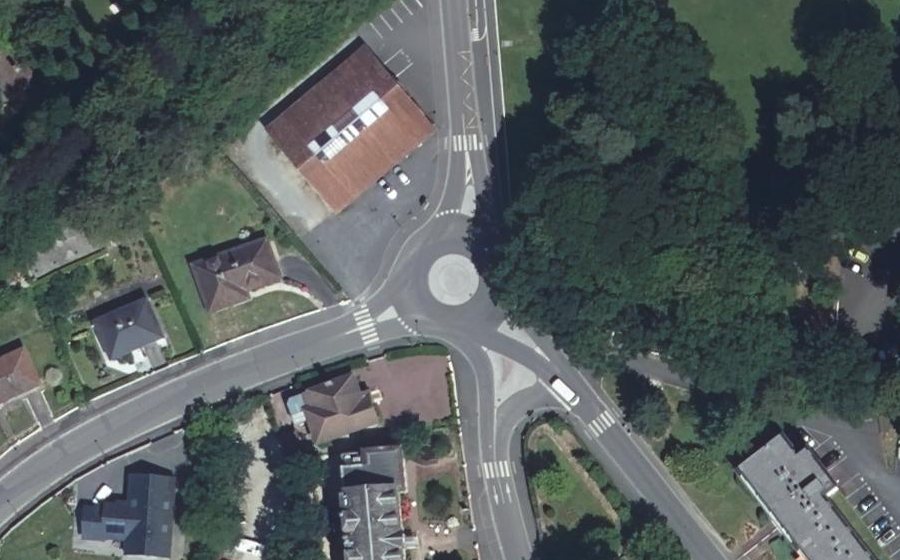 Vue aérienne du Rond-point anonyme n°591961860