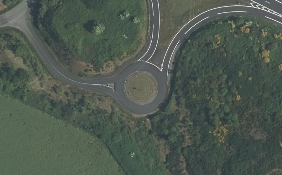 Vue aérienne du Rond-point anonyme n°59559861