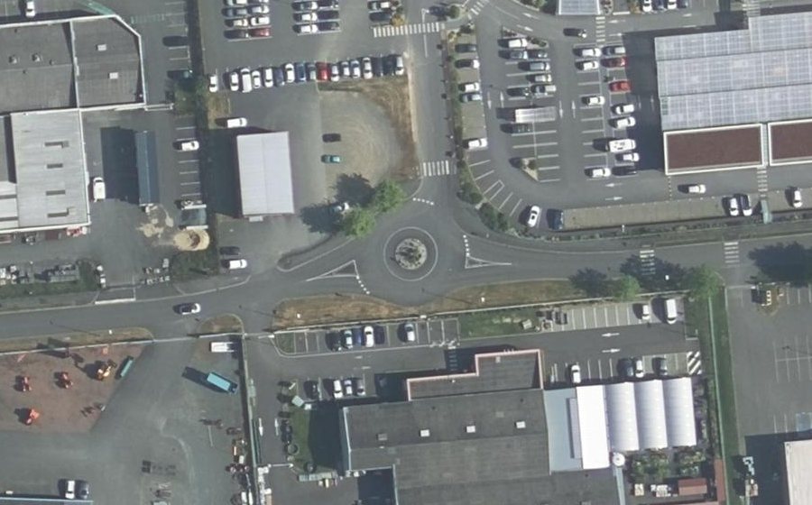 Vue aérienne du Rond-point anonyme n°59562659