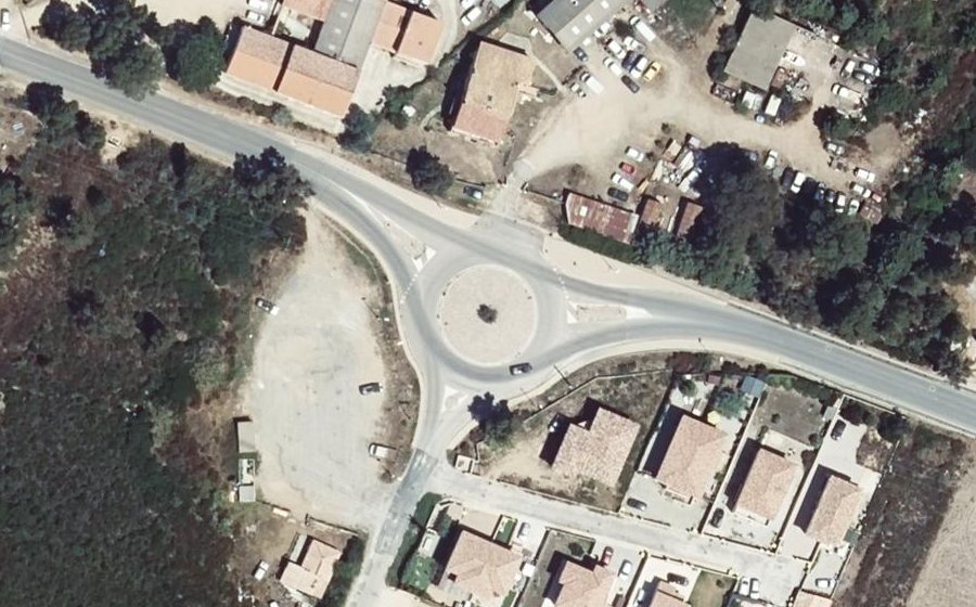Vue aérienne du Rond-point anonyme n°59570594