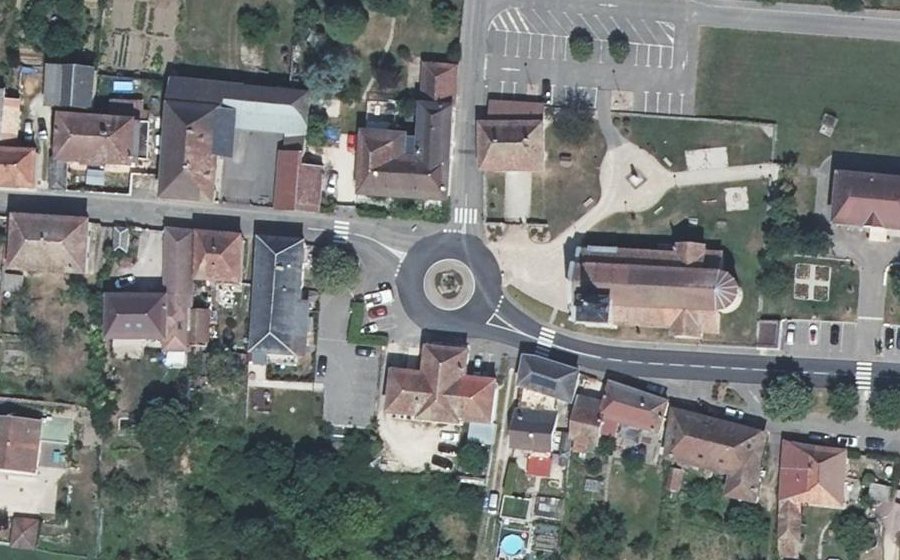 Vue aérienne du Place Deyse Dagand