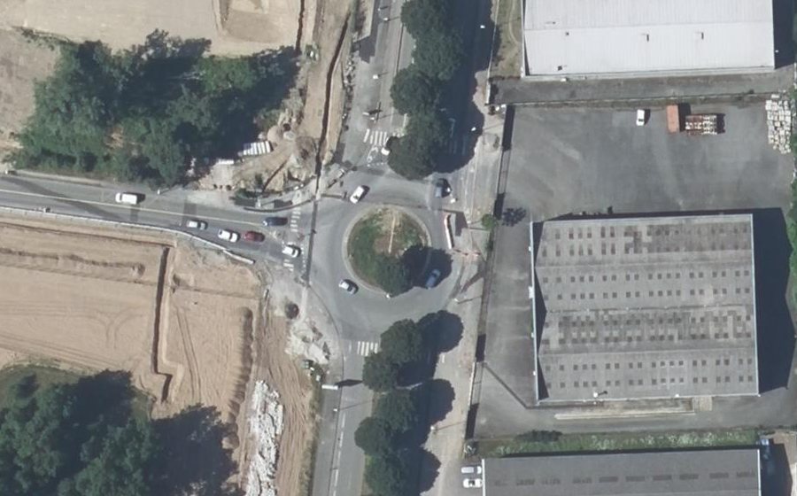 Vue aérienne du Rond-point anonyme n°600324665