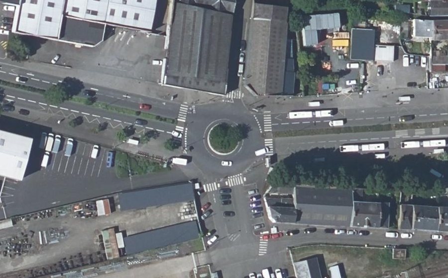 Vue aérienne du Rond-point anonyme n°600326709