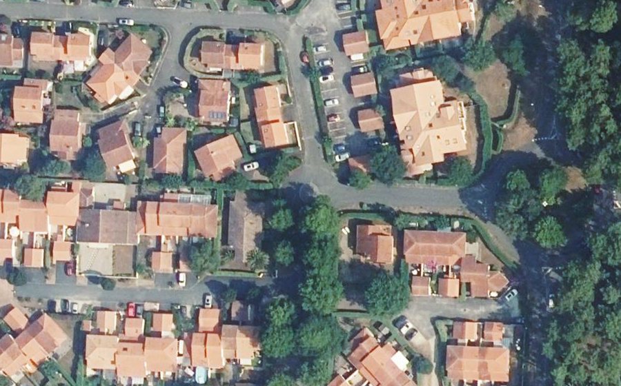 Vue aérienne du Rond-point anonyme n°609240094