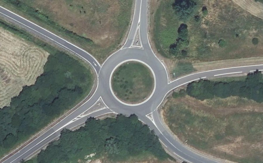 Vue aérienne du Rond-point anonyme n°6165243