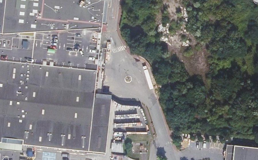 Vue aérienne du Rond-point anonyme n°6168059