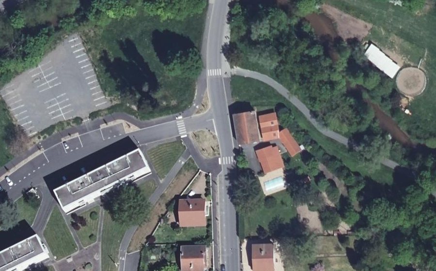 Vue aérienne du Rond-point anonyme n°62002654