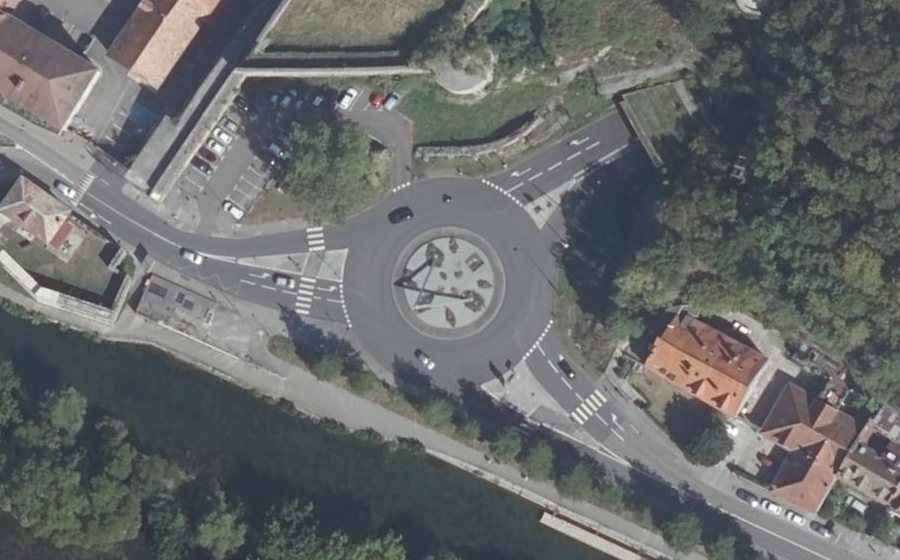Vue aérienne du Rond-Point Huddersfield-Kirklees