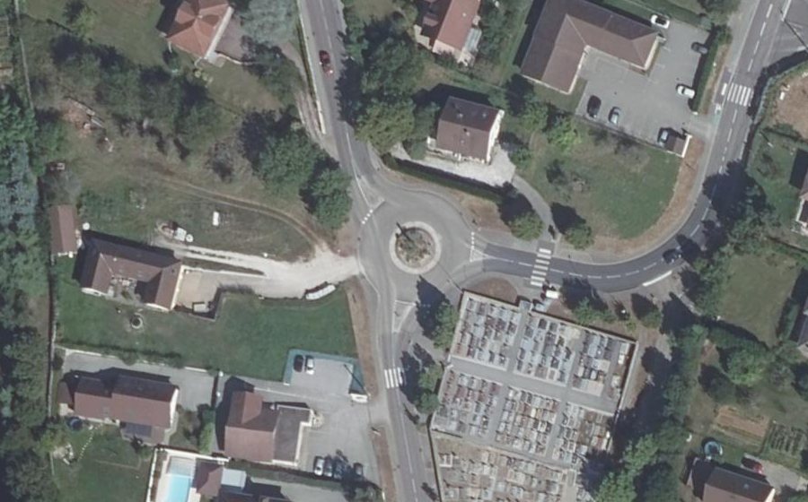 Vue aérienne du Rond-point anonyme n°620260718