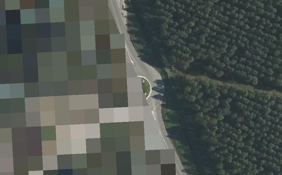 Vue aérienne du Rond-point anonyme n°620945183