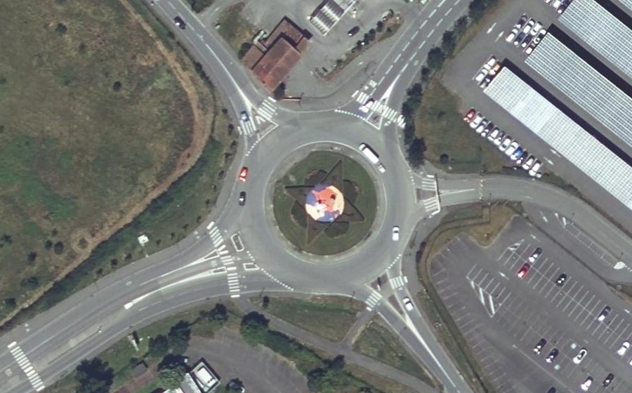 Vue aérienne du Rond-point anonyme n°6229943