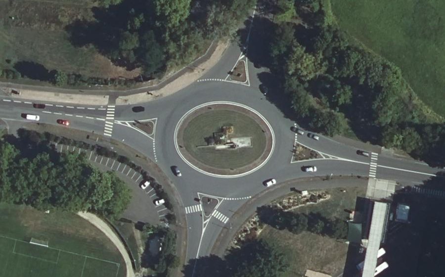 Vue aérienne du Rond-point anonyme n°6239045