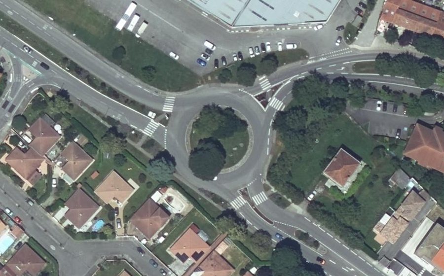 Vue aérienne du Rond-point anonyme n°6270282