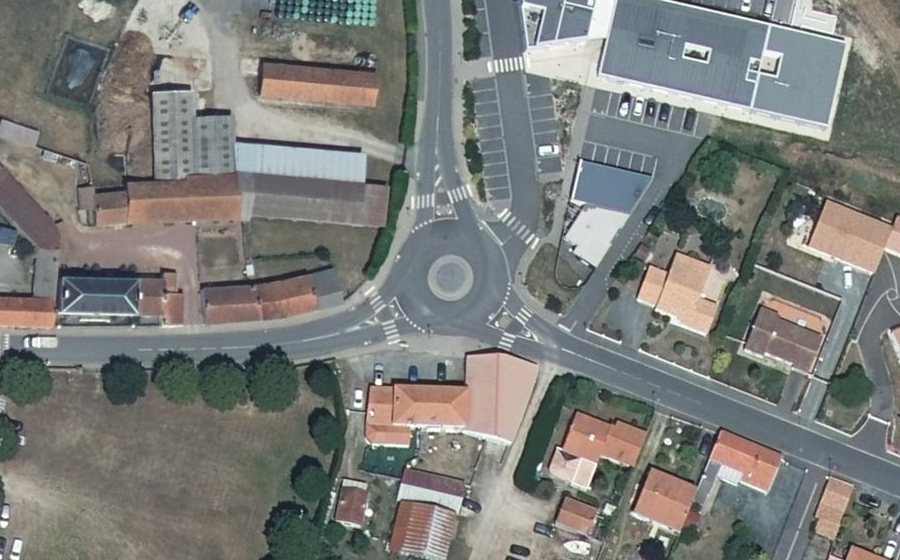 Vue aérienne du Rond-Point de La Garde