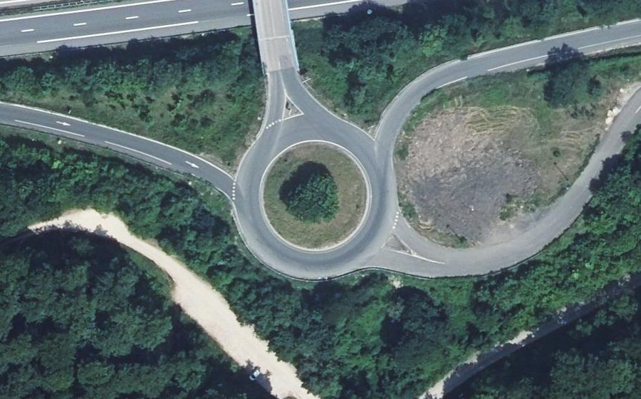 Vue aérienne du Rond-point anonyme n°6281673