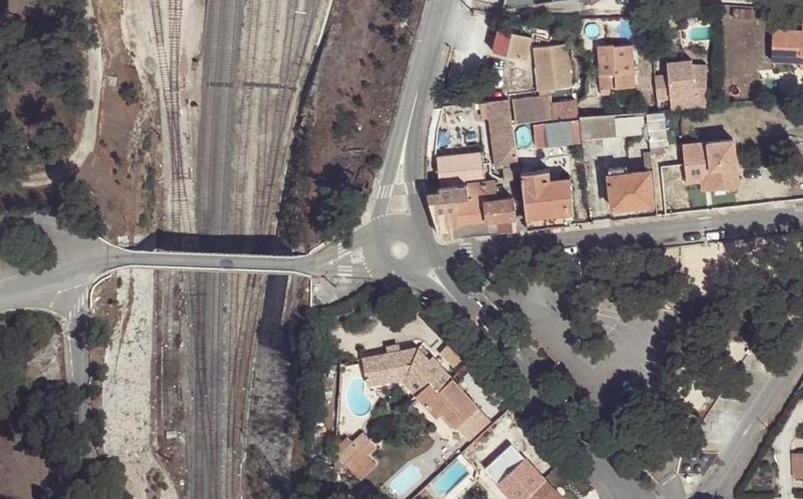 Vue aérienne du Rond-point anonyme n°65002069