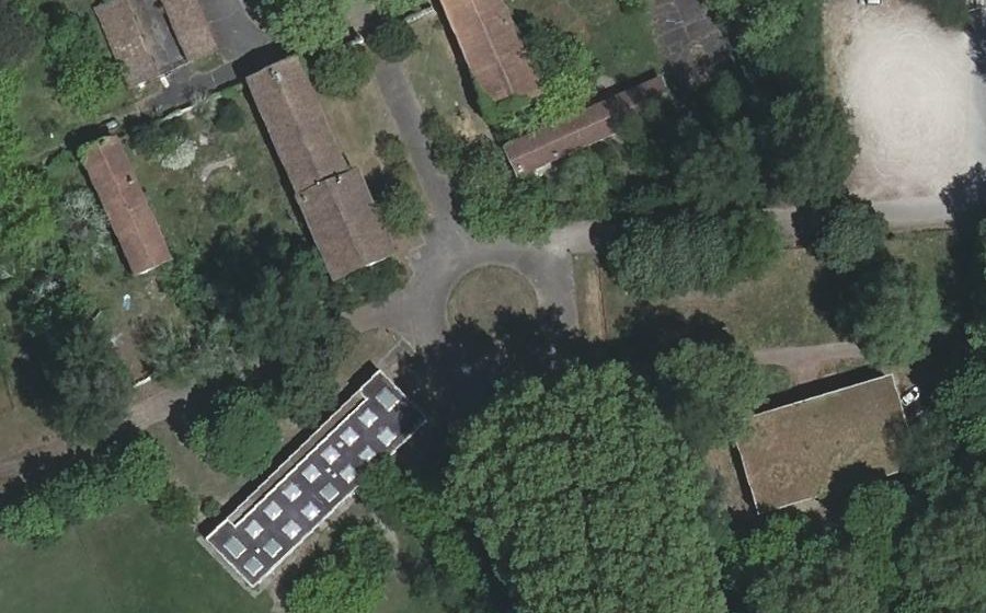 Vue aérienne du Rond-point anonyme n°66113403