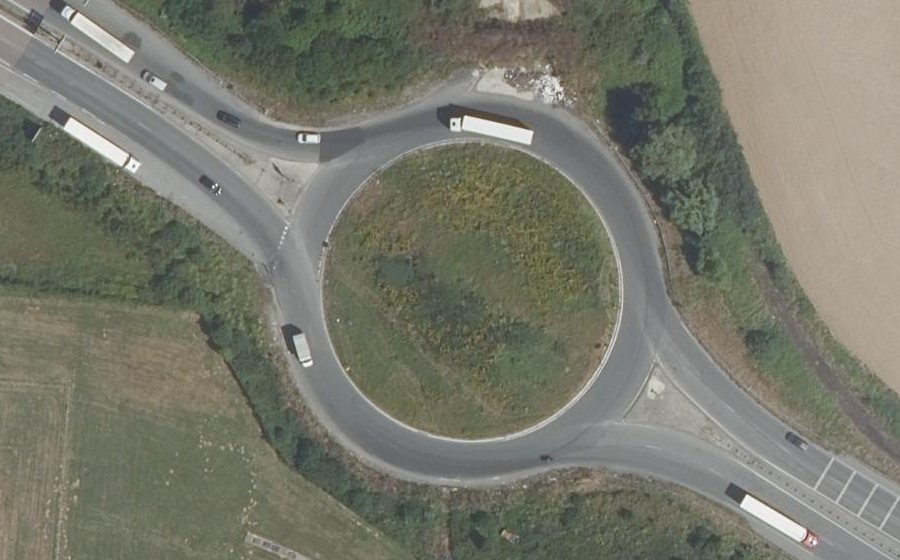 Vue aérienne du Rond-point anonyme n°6626871